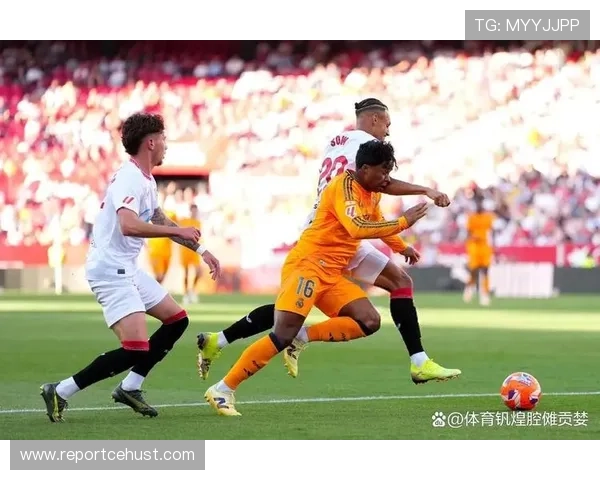 西甲最新积分榜:巴萨领先皇马紧追其后,马竞稳居第三 西甲最新积分榜:巴萨领先皇马紧追其后,马竞稳居第三