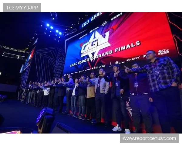 全球总决赛战火重燃各大战队鏖战巅峰电竞盛宴震撼开启