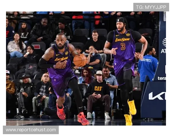 湖人双星合砍七十六分率队逆转勇士重燃季后赛希望