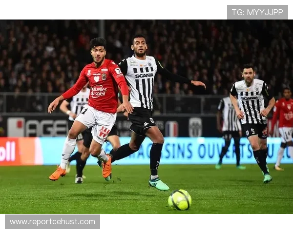 法甲联赛风云再起豪门争锋新星崛起掀起绿茵巅峰对决热潮