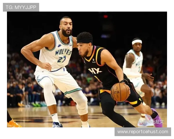 太阳队迎来新赛季挑战 保罗与布克携手再度冲击总冠军梦想 太阳队迎来新赛季挑战 保罗与布克携手再度冲击总冠军梦想