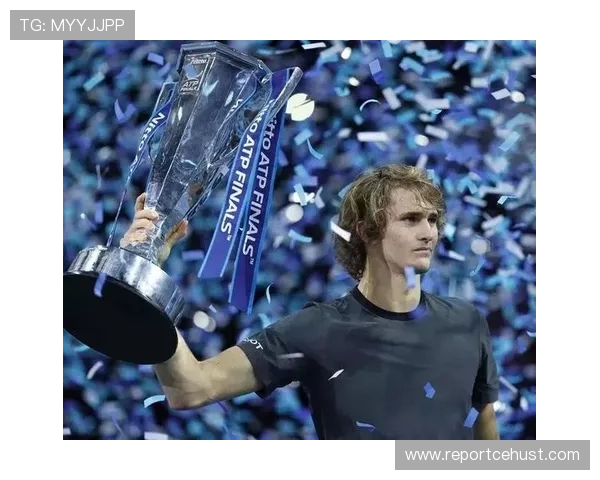 新赛季网坛群雄并起世界排名洗牌加速引发多线竞争新格局全面呈现 新赛季网坛群雄并起世界排名洗牌加速引发多线竞争新格局全面呈现