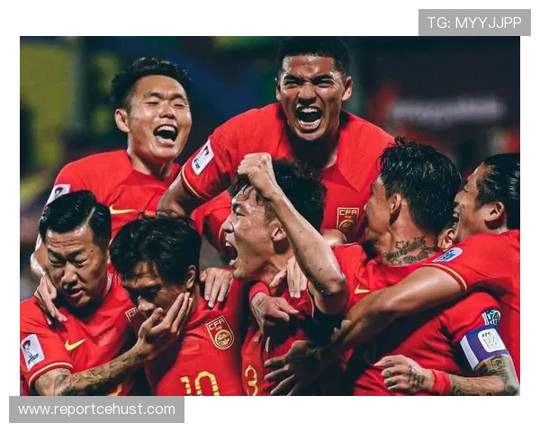 国足世预赛迎关键战新帅亮相誓言全力冲击出线希望球迷期待主场胜 国足世预赛迎关键战新帅亮相誓言全力冲击出线希望球迷期待主场胜