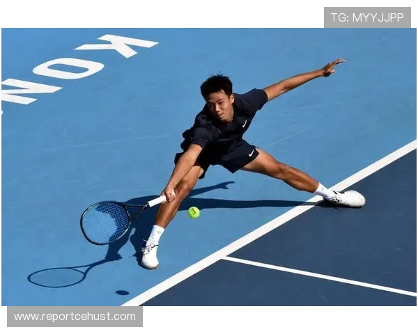 新赛季网球巡回赛全面升温名将回归新星崛起引关注全球赛场竞争加剧 新赛季网球巡回赛全面升温名将回归新星崛起引关注全球赛场竞争加剧