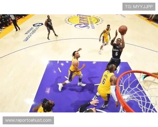 詹姆斯再创历史新纪录,湖人击败勇士迎来五连胜,展现强大季后赛冲击力 詹姆斯再创历史新纪录,湖人击败勇士迎来五连胜,展现强大季后赛冲击力