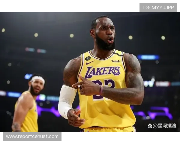 詹姆斯领衔湖人关键连胜西部格局再起波澜引发联盟热议新季走势解析